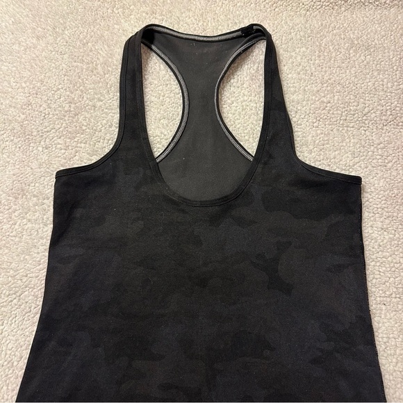 Lululemon Cool Racerback Tank Top Black Savasana Camo - Picture 8 of 11